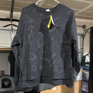 All in Motion Black Patterned Women's Top